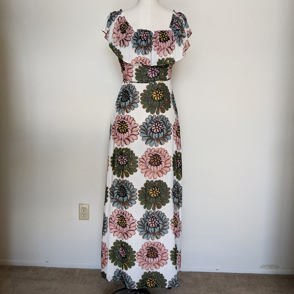 Floral Maxi Dress - Picture 5 of 7